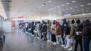 النفطي: عودة أكثر من 19 ألف مهاجر بصفة طوعية إلى غاية أكتوبر 2025