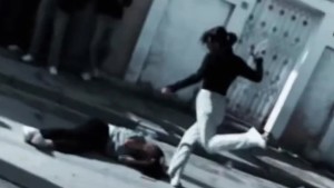 سيدي حسين: أربع فتيات يعتدين بوحشية على تلميذة.. والدتها تكشف التفاصيل (فيديو)