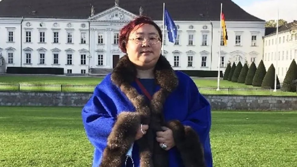 تحيلت على 128 ألف شخص.. الحكم بالسجن ضد "ملكة الكريبتو"