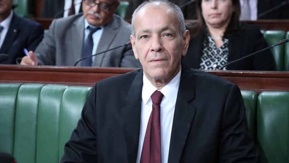 وزير البيئة: عقوبات تصل إلى 100 ألف دينار للمصانع الملوِّثة