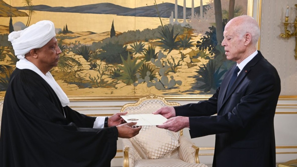 رئيس الدولة يتسلّم أوراق اعتماد سفراء أجانب جدد بتونس