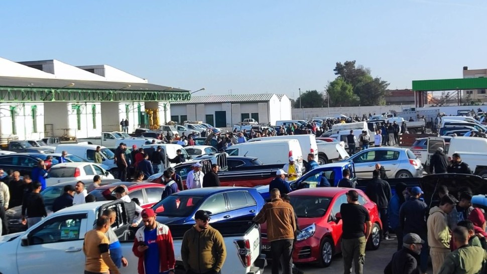 القيروان: افتتاح أول سوق اسبوعية لبيع وشراء السيارات