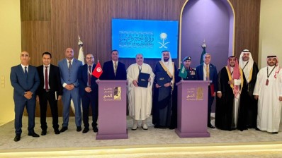 توقيع اتفاقية ترتيبات موسم الحج في زيارة وزير الشؤون الدينية للسعودية