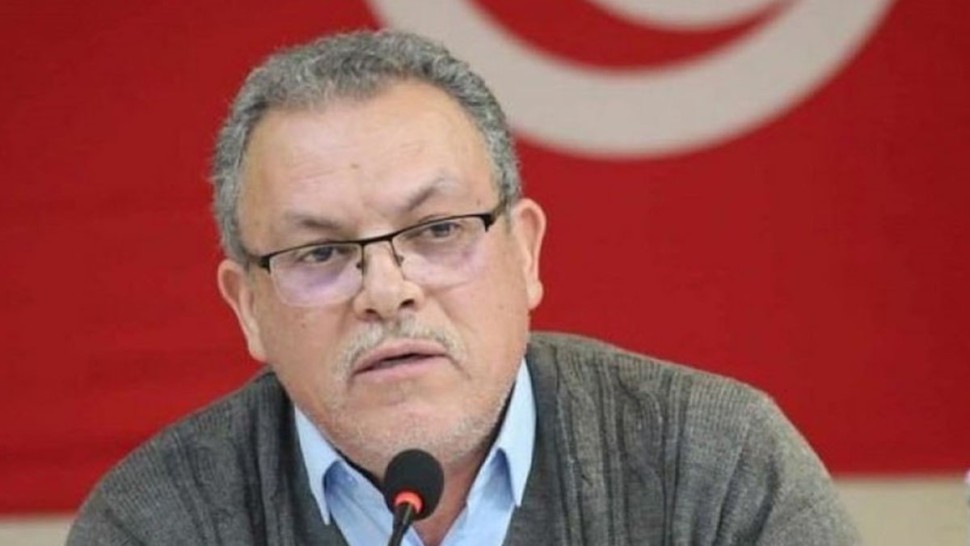 الطاهر المزّي: "الزيادة في الأجور دون مفاوضات مهزلة"