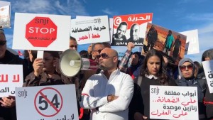 زياد دبار: وقفة اليوم هي الأولى و ستليها وقفات أخرى