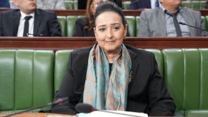 وزيرة الثقافة