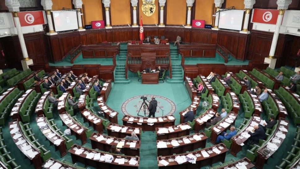 نواب يدعون وزارة التشغيل إلى تحمّل مسؤولياتها تجاه تكوين الشباب المنقطع عن التعليم وتشغيله