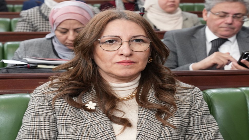 وزيرة المالية: اللجوء إلى الاقتراض الخارجي ليس مستبعدا