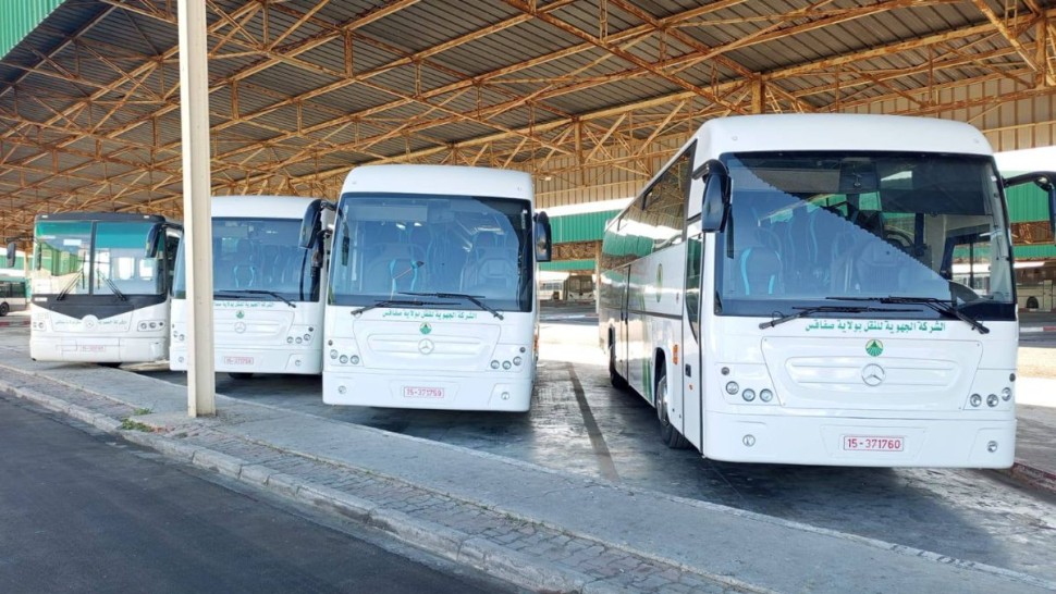 الشركة الجهوية للنقل بصفاقس تتسلم ثلاث حافلات رفاهة جديدة