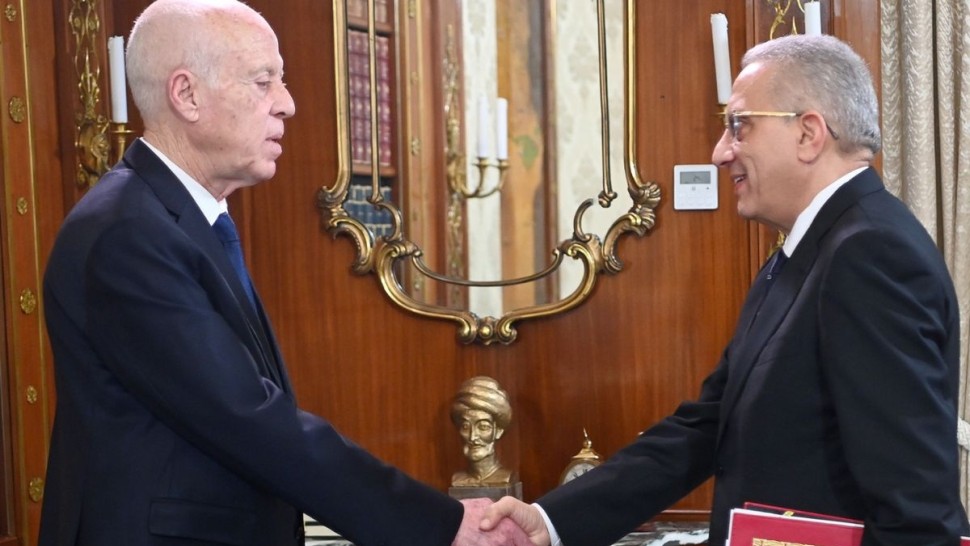 رئيس الجمهورية : ' المتطبّبون يفسدون و لا يصلحون'