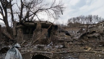 8 قتلى في هجمات صاروخية روسية شرق أوكرانيا