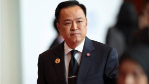 رئيس وزراء تايلاند يحل البرلمان