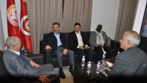 ماذا في لقاء الطبوبي بممثلّين عن الفصائل الفلسطينية ؟