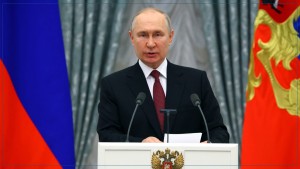 الكرملين: بوتين مستعد للحوار مع ايمانويل ماكرون