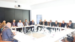 وزير التجارة