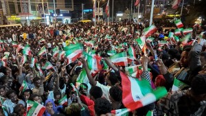 آلاف الصوماليين يتظاهرون احتجاجا على اعتراف الاحتلال بأرض الصومال