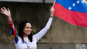 الاتحاد الأوروبي: يجب أن تكون ماتشادو جزءاً من العملية الانتقالية بفنزويلا