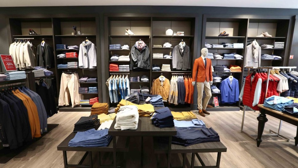 رئيس غرفة الملابس الجاهزة: لا اقبال كبير على شراء الملابس