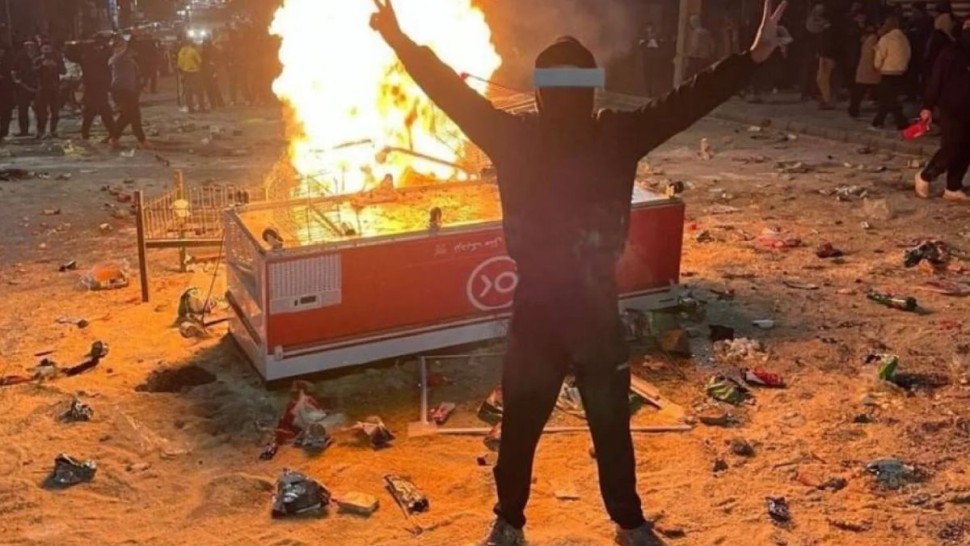 التلفزيون الايراني : 8 من أفراد الحرس الثوري لقوا حتفهم في محافظة كرمانشاه