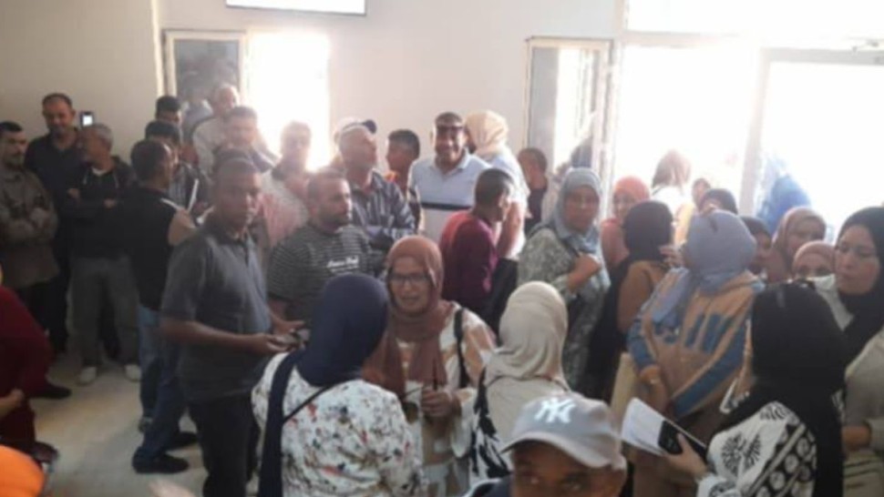 قبلي: وقفة احتجاجية لأعوان شركة الغراسة والبستنة