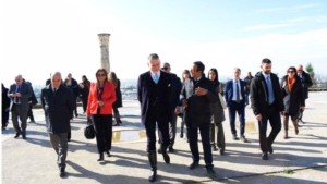 وزير الثقافة الإيطالي يزور عددا من المعالم الأثرية بقرطاج