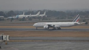 شركتا طيران أوروبيتان تعلقان رحلات إلى الشرق الأوسط