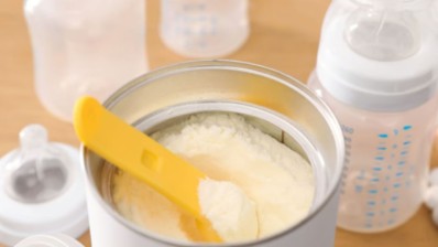 أميركا تسجل تسمم عشرات الأطفال بحليب ملوّث