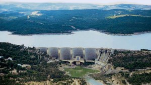 رئيس اتّحاد الفلاحة بنبّر: إيقاف ضخّ مياه سدّ ملاّق في انتظار صدور نتائج التحاليل