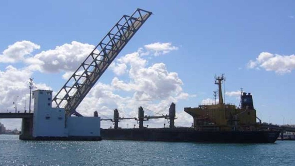 فتحة استثنائية للجسر المتحرك ببنزرت غدا الأربعاء