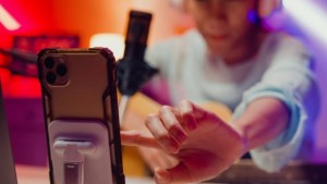 مواقع التواصل