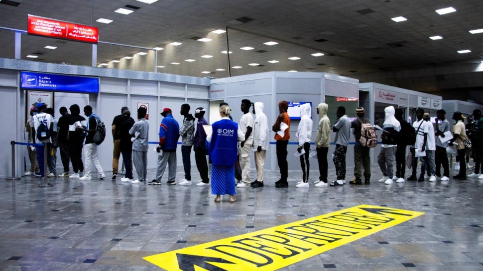 المنظمة الدولية للهجرة تؤمن العودة الطوعية لـ135 مهاجرا غينيا