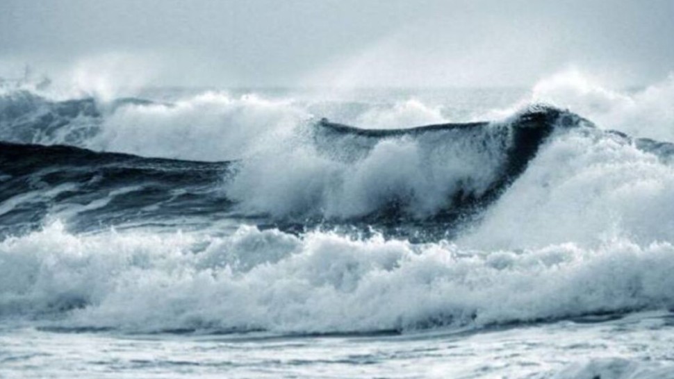 بنزرت : البحر يلفظ جثة آدمية متحللة بشاطئ سيدي منصور