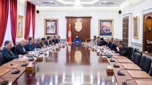 مشروعا الملعب الأولمبي بالمنزه والمدينة الرقمية بالنحلي محور اجتماع لجنة المشاريع الكبرى