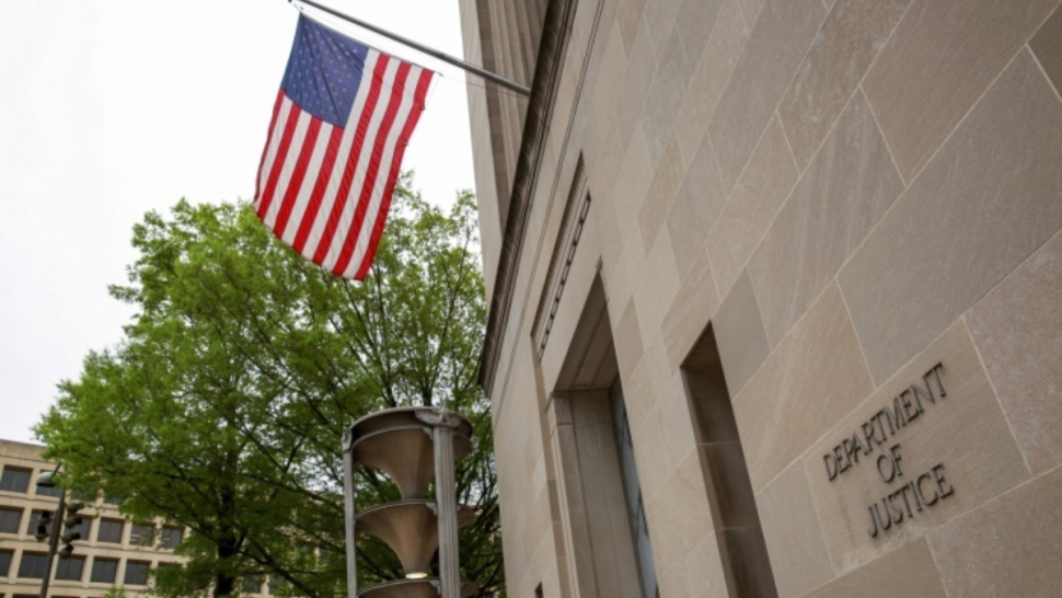 وزارة العدل الأميركية تسحب آلاف الوثائق المرتبطة بإبستين بسبب عدة أخطاء