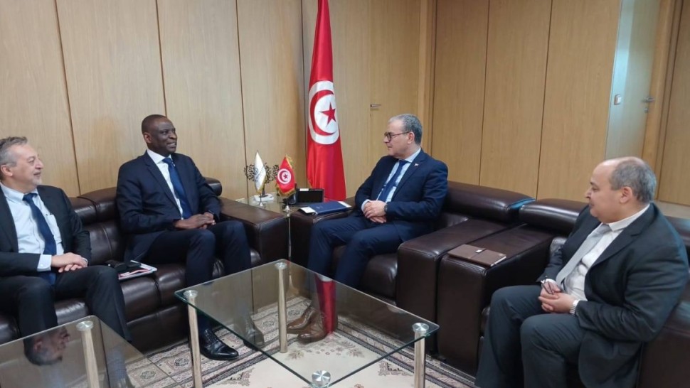 اجتماع بين وزير الاقتصاد و مسؤول بالبنك الدولي لمتابعة التعاون التنموي