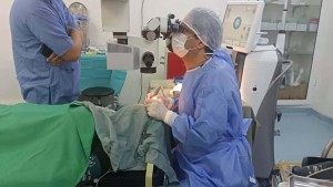 لأول مرة بمستشفى قبلي:  إجراء عمليات جراحة الماء الأبيض بقسم طب العيون