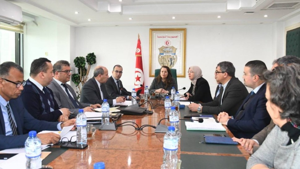 وزيرة الصناعة تدعو لمضاعفة الجهود لإنجاز برنامج عقد أهداف 'الستاغ'  في الآجال