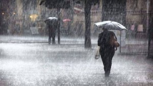 اليوم.. أمطار رعدية غزيرة مع رياح قوية تصل إلى 100 كلم في الساعة