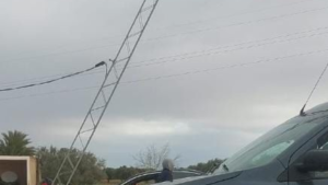 جبنيانة: حادث مرور يُسقط عمود كهرباء ويتسبب في اضطراب بالتزود بالتيار