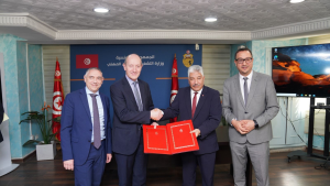 إمضاء اتفاقية في قطاع الصناعات الالكترونية ستوفر 400 موطن شغل هذه السنة