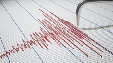 زلزال بقوة 5.5 درجة يضرب جنوب إيران