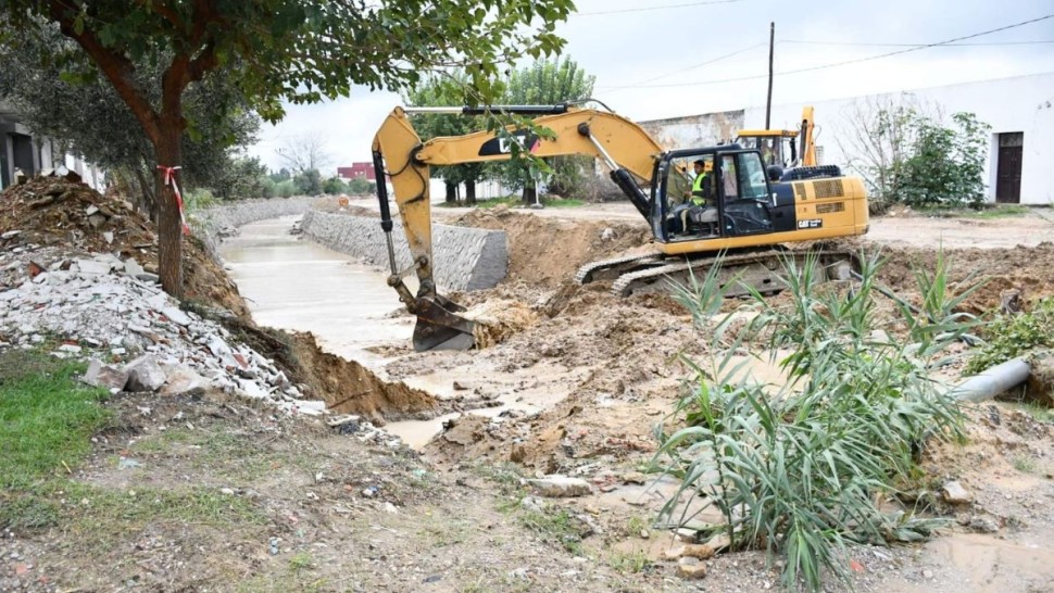وزير التجهيز : 30 مشروعًا قيد التنفيذ لحماية المدن من مخاطر الفيضانات