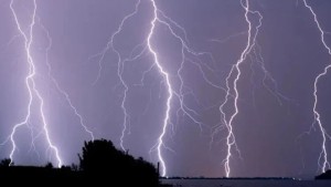 وزارة النقل: تفعيل أو إطلاق الإنذار المبكّر ليس من دور معهد الرصد الجوي