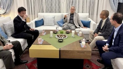 سفير اليابان يصوم رمضان لأول مرة ويحتفي بالثقافة التونسية