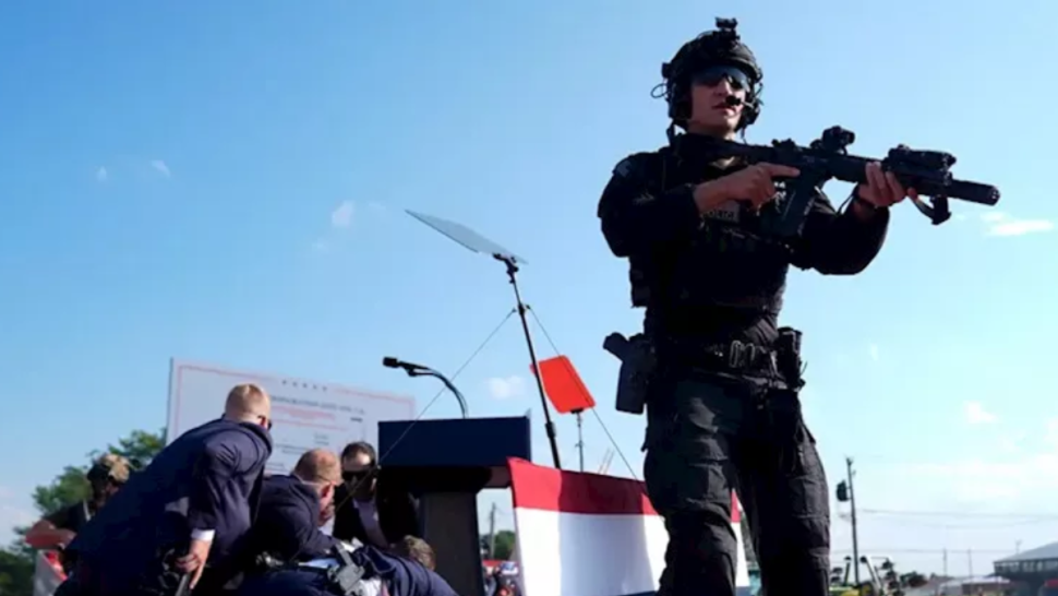 مقتل مسلح اقتحم منتجع ترامب في فلوريدا