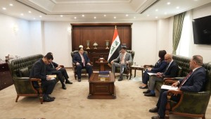 تونس العراق