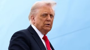 رسوم ترامب الجمركية الجديدة تدخل حيز التنفيذ