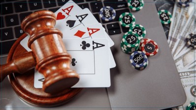 7  سنوات سجنا في حق شخصين بسبب القمار وغسيل الأموال