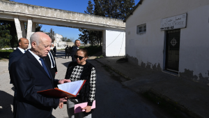 سعيّد: سيتم تطهير المؤسسات العمومية ولن تباع ولن يتم التفريط فيها