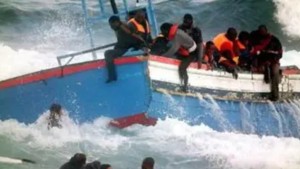 مقتل 21 مصريا في غرق مركب هجرة كان متجهاً لليونان